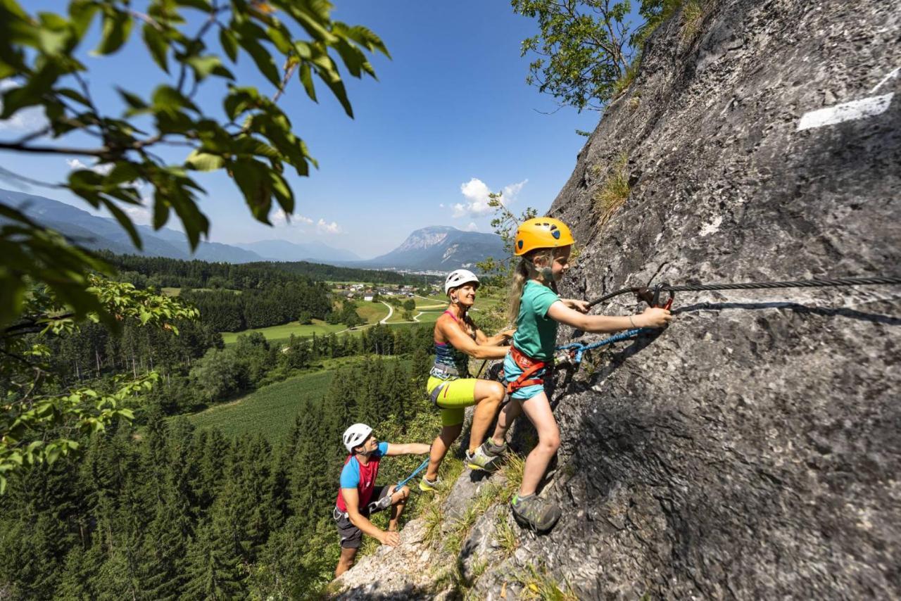 ナチュレル　ホテルドルフ　シューンライン Latschach ober dem Faakersee エクステリア 写真